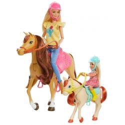 Barbie och Chelsea med hästar