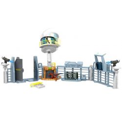 Jurassic World Outpost Chaos Playset