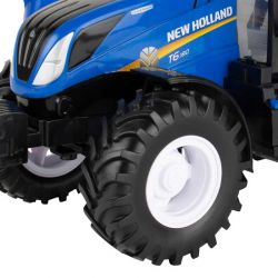 Britains Radiostyrd Traktor New Holland T6180 1:16