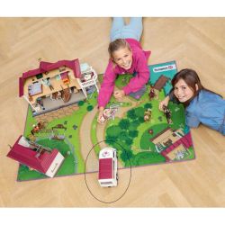 Schleich Veterinärsbil med Hanoverian Föl 42370