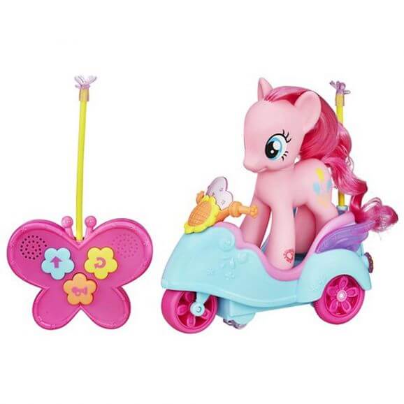 My Little Pony Pinkie Pie's R/C Scooter Mer information kommer snart.