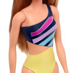 Barbiedocka Beach i en snygg Baddräkt