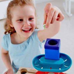 Hape Quadrilla Cliffhanger Kulbana av trä