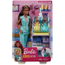 Barbie Doktor med bebisar och skötbord GKH23