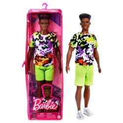 Barbie Ken Fashionistas Docka med tuff t-shirt och gröna shorts