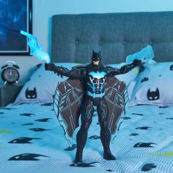 Batman Deluxe Figur Bat Tech med vingar 